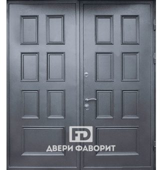 Недорогая двустворчатая дверь с двумя замками